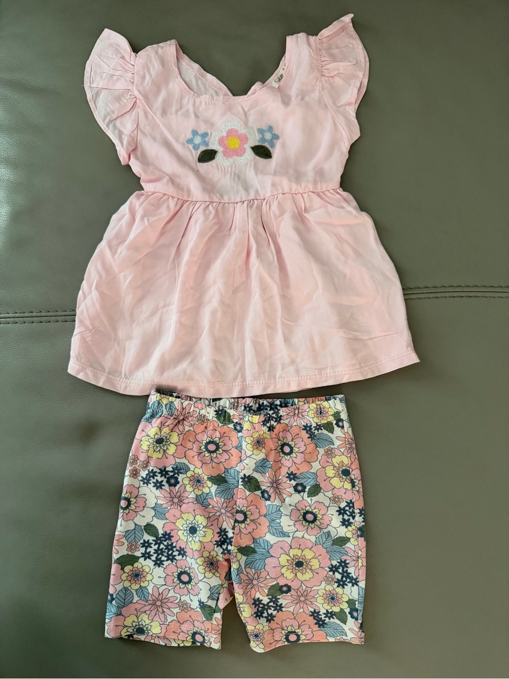 Girls Pink Floral Embroidered Top & Floral Shorts Matching Set Size 4T